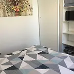 Apartament Lot Of Bed