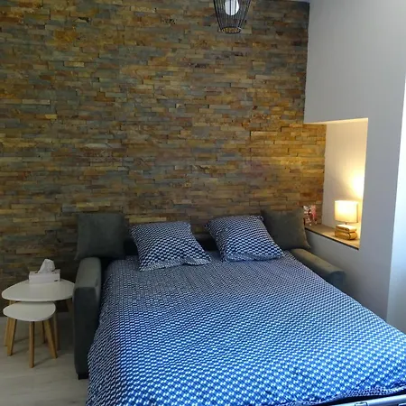 Lot Of Bed