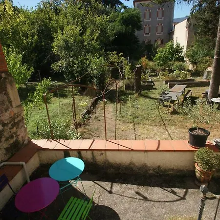 Lot Of Bed * Cahors