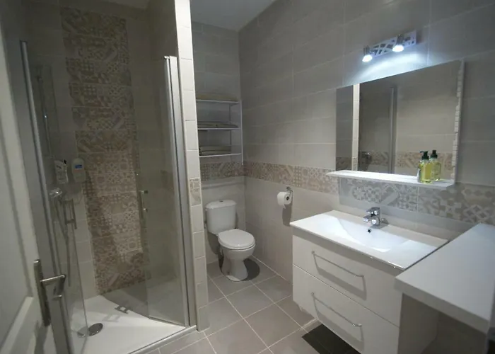 Lot Of Bed Apartament